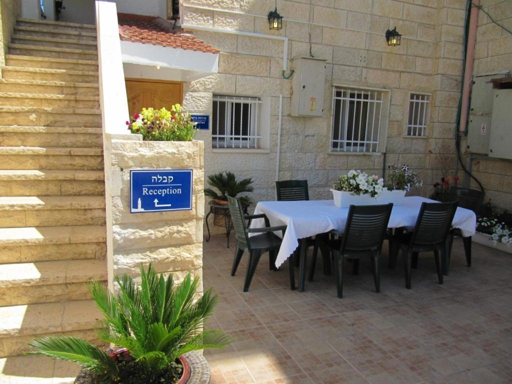 Jerusalem Hills Inn Abu Ghaush Buitenkant foto